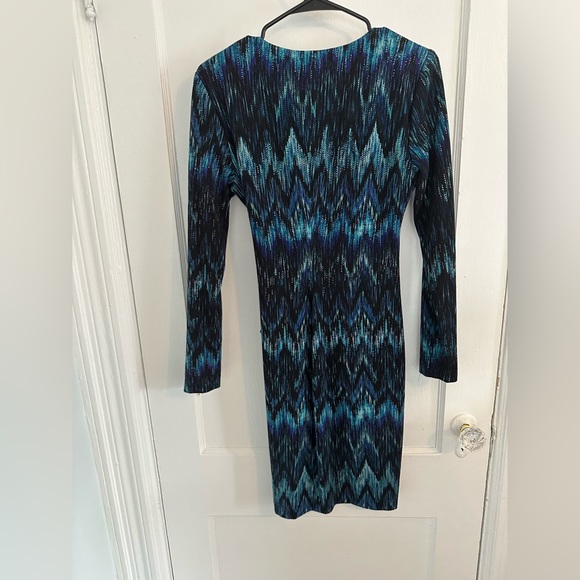 Cache Blue Zig Zag Print Faux Wrap Dress Size Medium - Picture 5 of 10